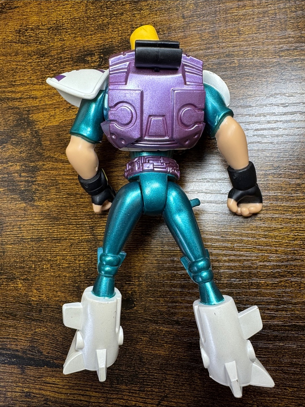 Disney Mighty Duck Action Figure Puck Bomber 6" - Picture 6 of 9